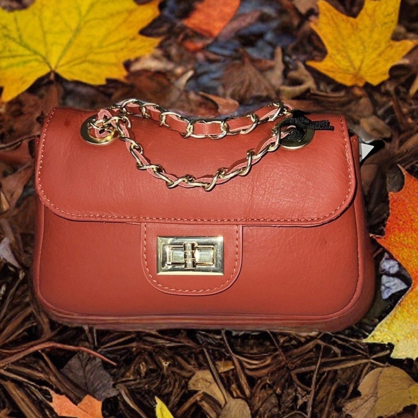 Clutch Nora Red
