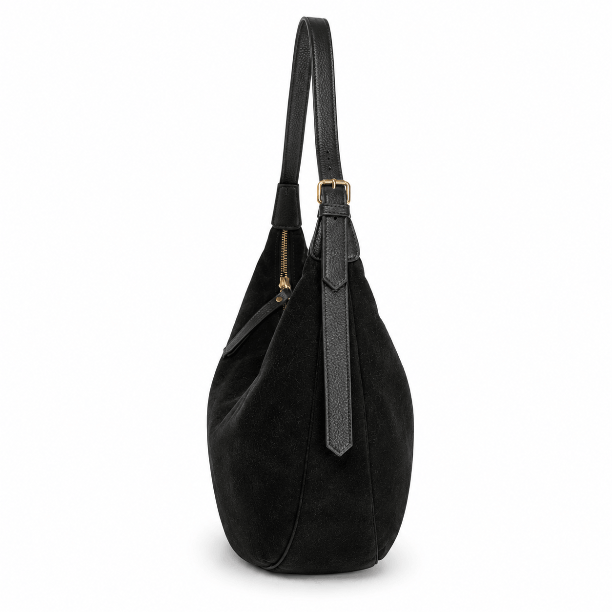 Bag Sauvage – LiBEAU Detailansicht Seitenansicht schwarze Wildleder Hobo Bag, Goldreißverschluss mit Leder-Zipper und verstellbarer Riemen mit Goldschnalle | LiBEAU
