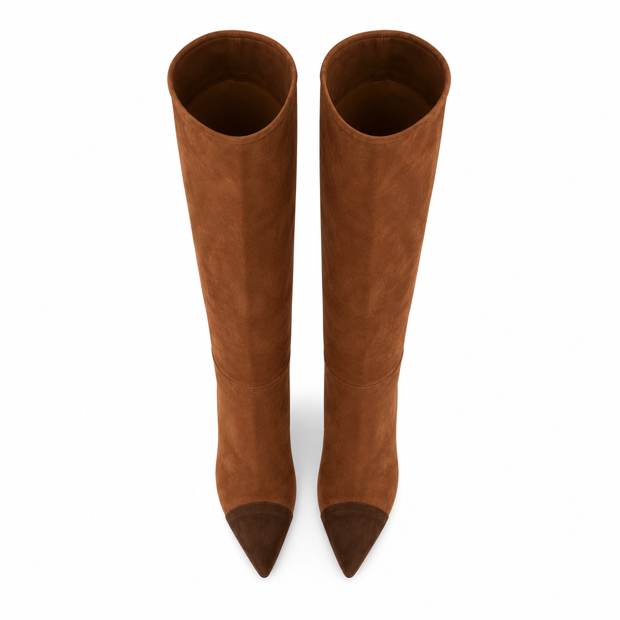 Bernie Boots – LiBEAU Cognac Suede Overknee Stiefel von oben, spitze Zehenpartie mit dunkler Cap-Toe | LiBEAU
