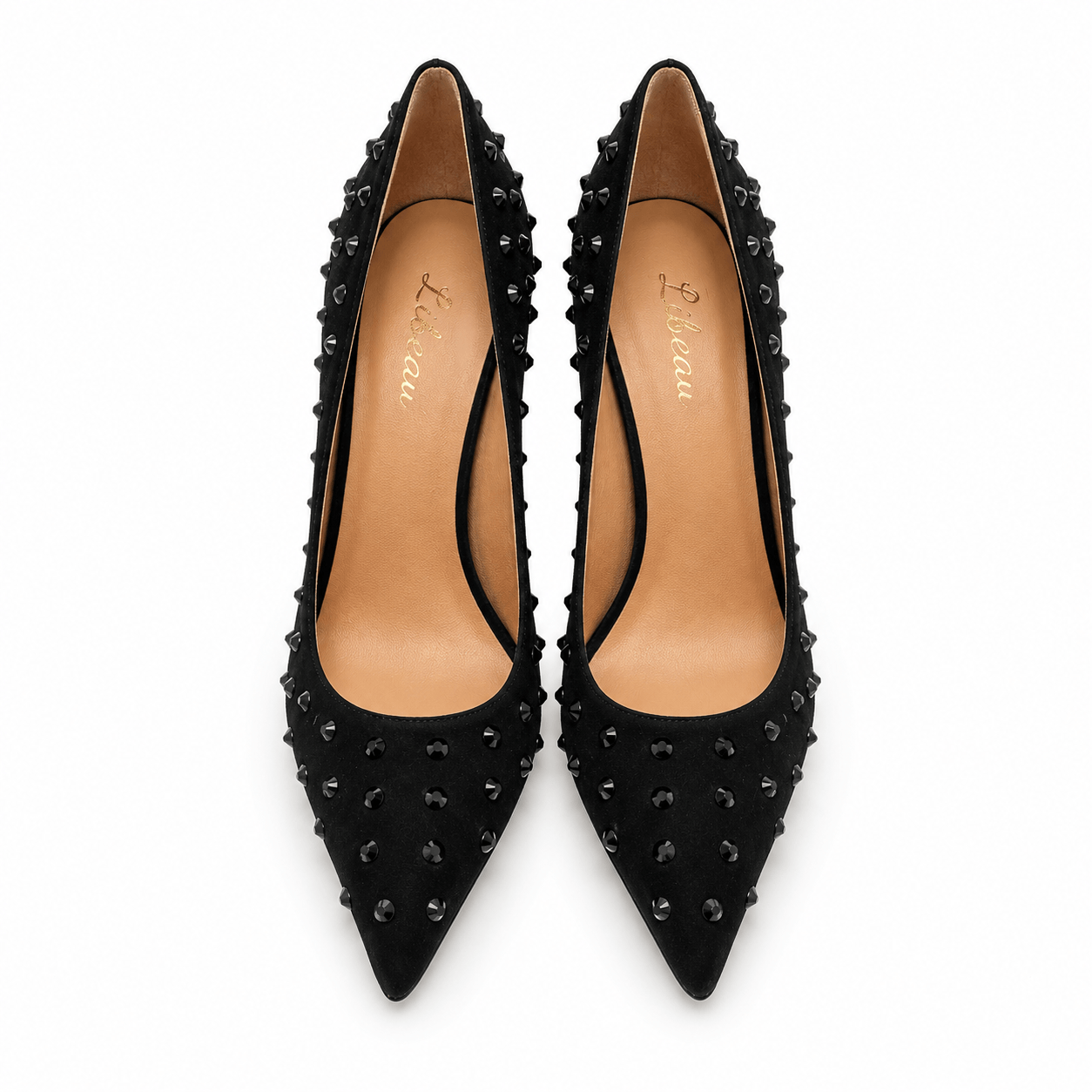 Black Magic Pumps – LiBEAU schwarze Wildleder-Stiletto-Pumps Draufsicht frontal, geschlossene Zehenpartie und Strass-Stein Detail | LiBEAU
