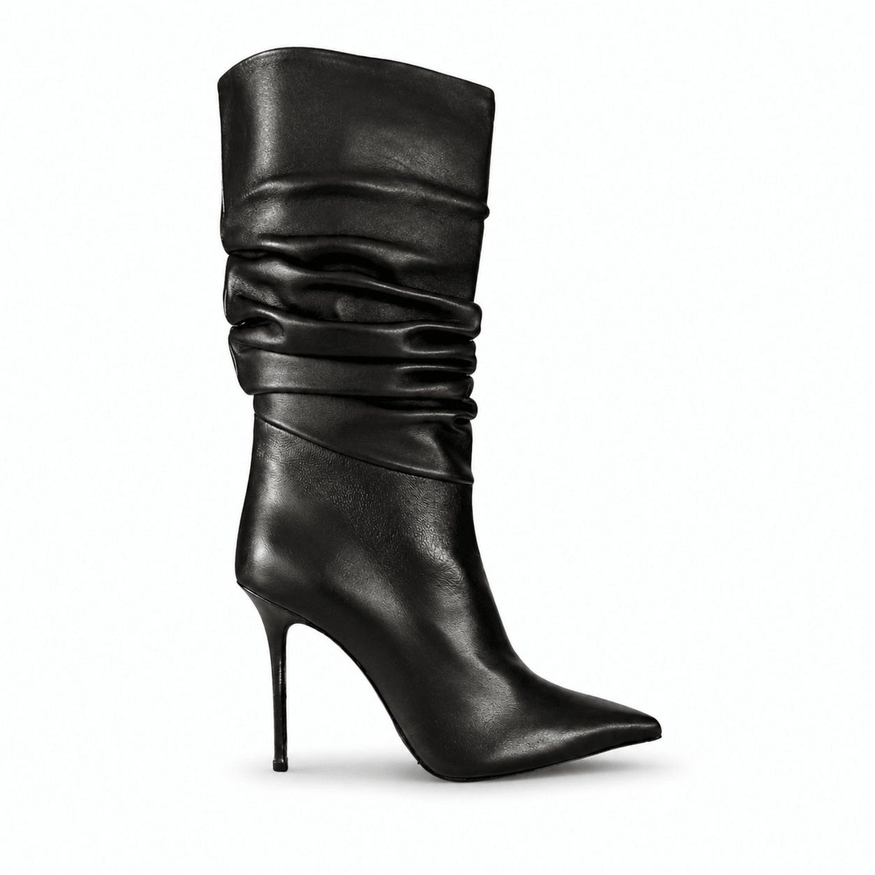 Black Pearl Boots – LiBEAU Schwarze Leder Stiefel Seitenansicht, geraffter halbhoher Schaft, schlanker 10 cm Stiletto-Absatz und spitze Zehenpartie | LiBEAU
