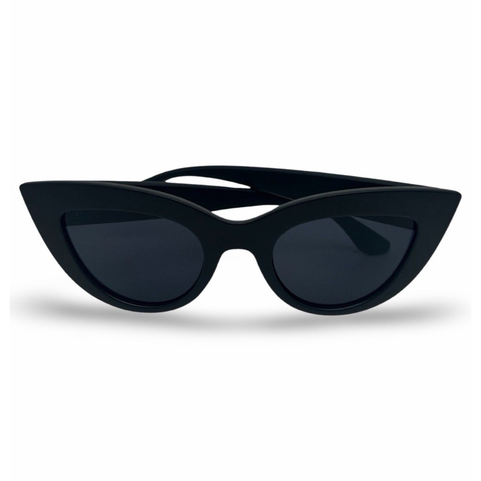 Modebrille Retro Schwarz Matt – Damen Sonnenbrille mit mattem schwarzen Retro-Rahmen, Frontansicht | LiBEAU
