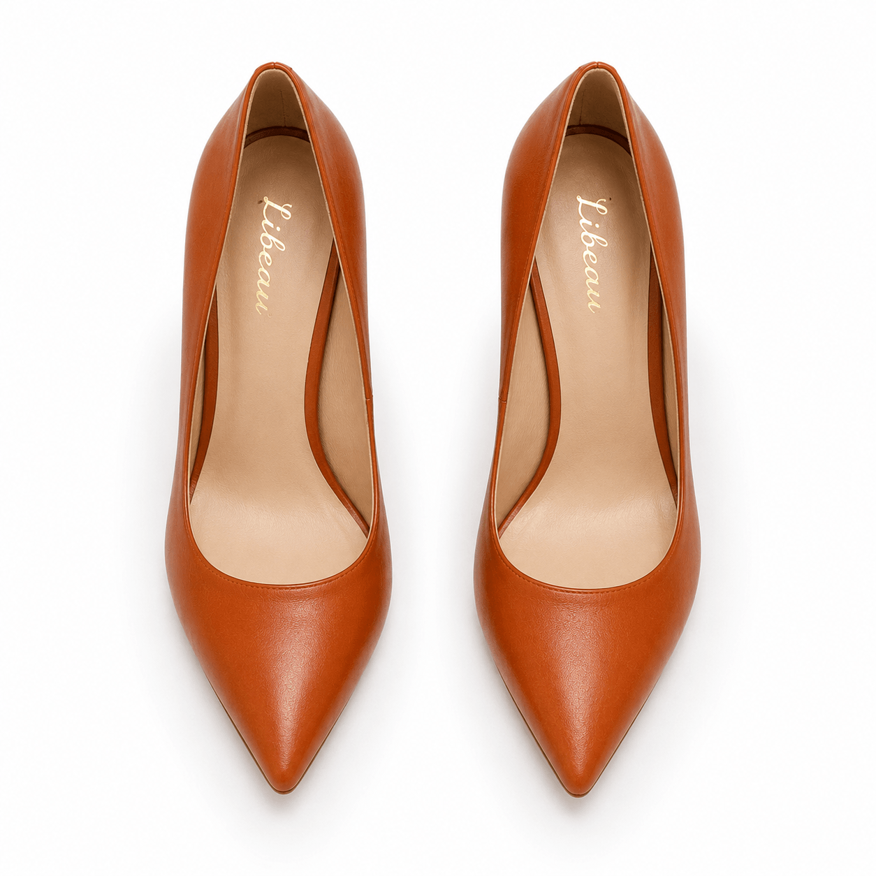 Brown Sugar Pumps – LiBEAU cognacfarbene Leder-Pumps von vorne, eleganter 10 cm Absatz, Vorderansicht | LiBEAU
