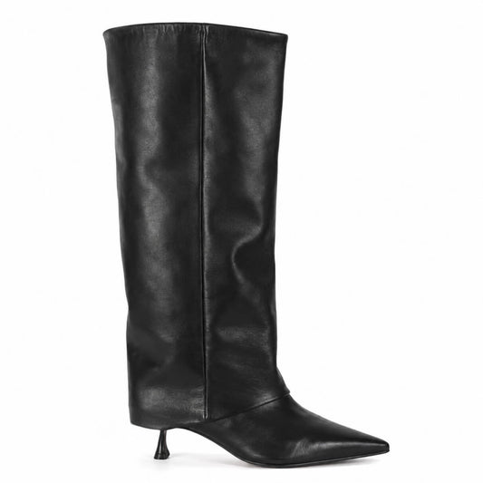Chloe Boots – LiBEAU Damen Kniestiefel Schwarz Leder, weicher hoher Schaft 14 cm, spitze Zehenpartie und eleganter 5 cm Kitten-Heel, Seitenansicht | LiBEAU
