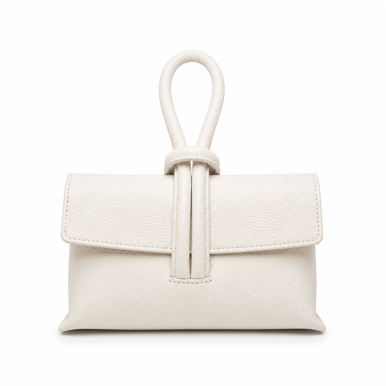 Clutch Michelle White – Weiße Leder Clutch mit Knoten-Detail und Loop-Griff, Frontansicht ohne Riemen, weißer Hintergrund
