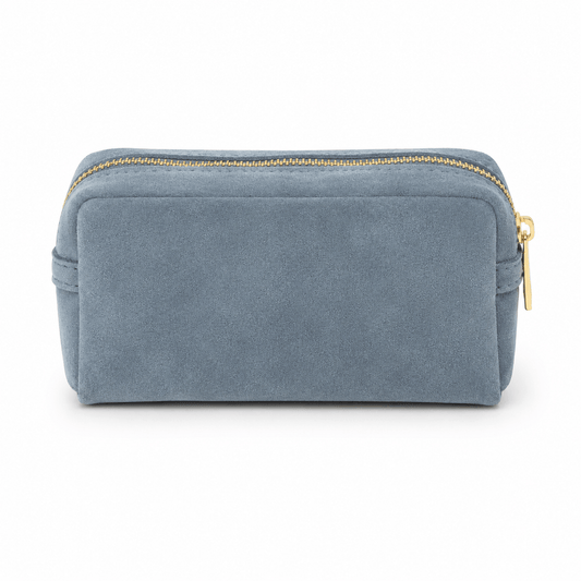 Cosmetic Bag Grisblue – LiBEAU Damen Kosmetiktasche Graublau Suede/Wildleder mit Goldreißverschluss, rechteckige Box-Form, Frontansicht | LiBEAU
