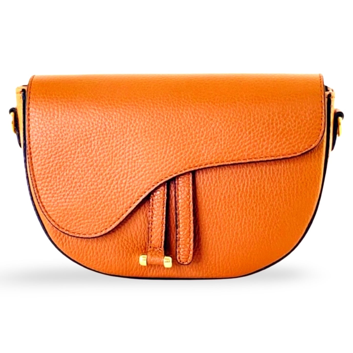 Handbag Dion Orange – LiBEAU Damen Umhängetasche Orange genarbtes Leder, asymmetrische Klappe mit Lederriemen-Detail und Goldnieten, Frontansicht | LiBEAU
