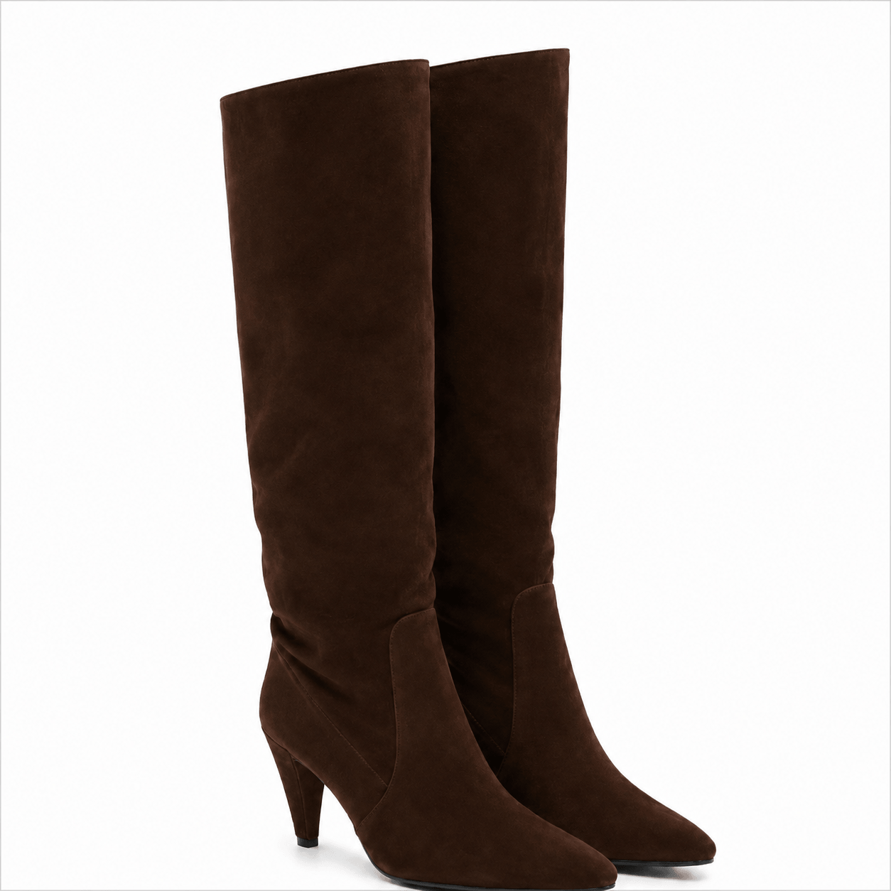 Ally Pumps Dunkelbraun Wildleder – Detailansicht Spitze | LiBEAU
