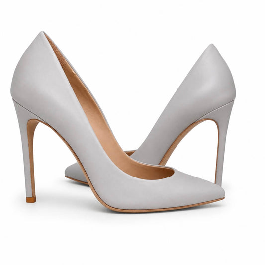 Grey Mouse Pumps – LiBEAU Damen High Heel Pumps in Grau aus Leder, seitliche Ansicht mit elegantem 10 cm Absatz | LiBEAU
