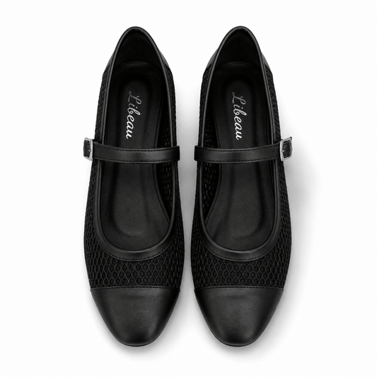 Mary Ballerinas – LiBEAU Damen Mary Janes in Schwarz aus Leder und Mesh mit elegantem Riemen, Frontansicht | LiBEAU
