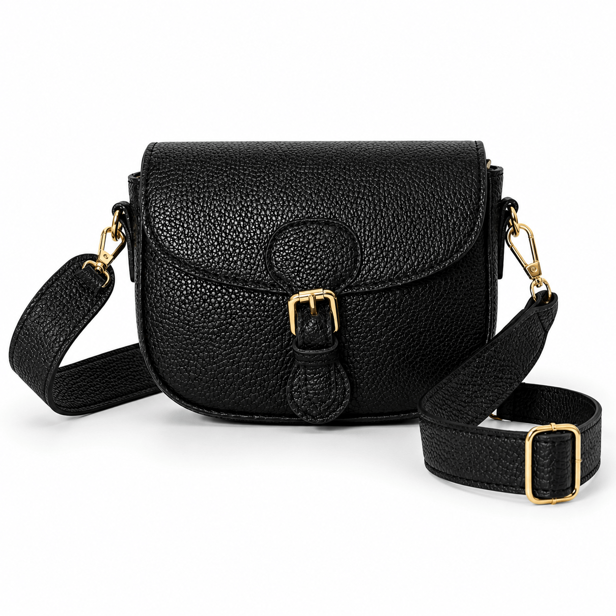 Mini Danielle Nero – LiBEAU Damen Mini Umhängetasche Schwarz genarbtes Leder, Klappe mit Goldschnalle und breitem verstellbarem Schulterriemen, Schräg-Frontansicht | LiBEAU

