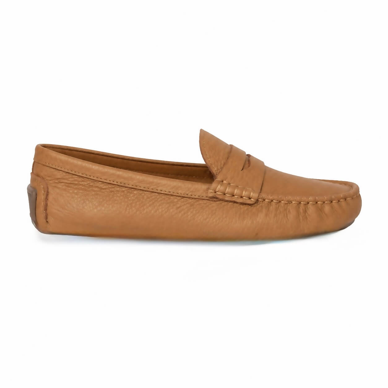 Sienna Mokassin – LiBEAU Damen Penny Loafer Cognac Caramel Leder, klassischer Penny-Steg und genähte Mokassin-Naht, flache Sohle, Seitenansicht | LiBEAU

