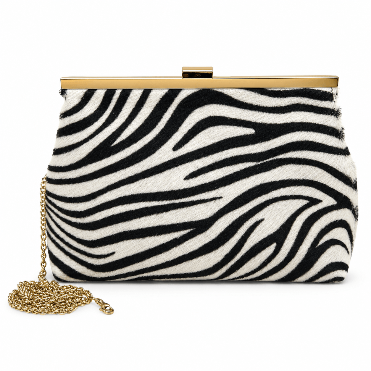 Zebrina Clutch – LiBEAU Damen Clutch Zebramuster Fell-Optik Schwarz Weiß, goldener Bügelverschluss und abnehmbarer Goldketten-Schulterriemen, Frontansicht | LiBEAU

